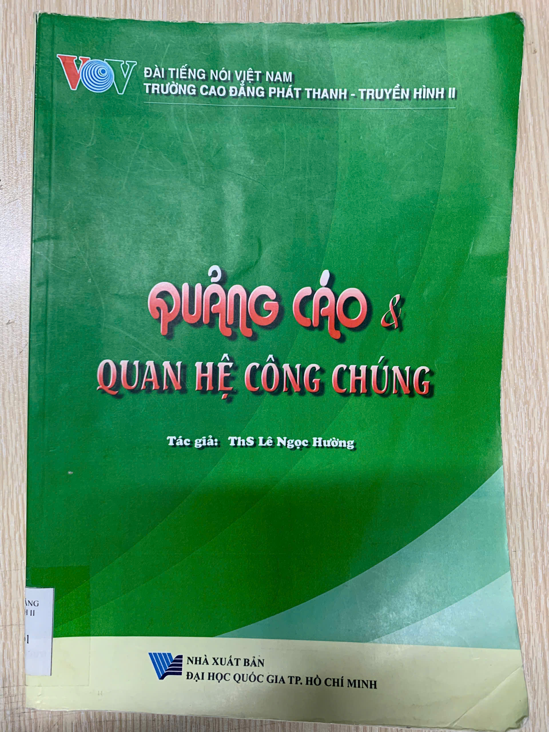 Quảng cáo và quan hệ công chúng